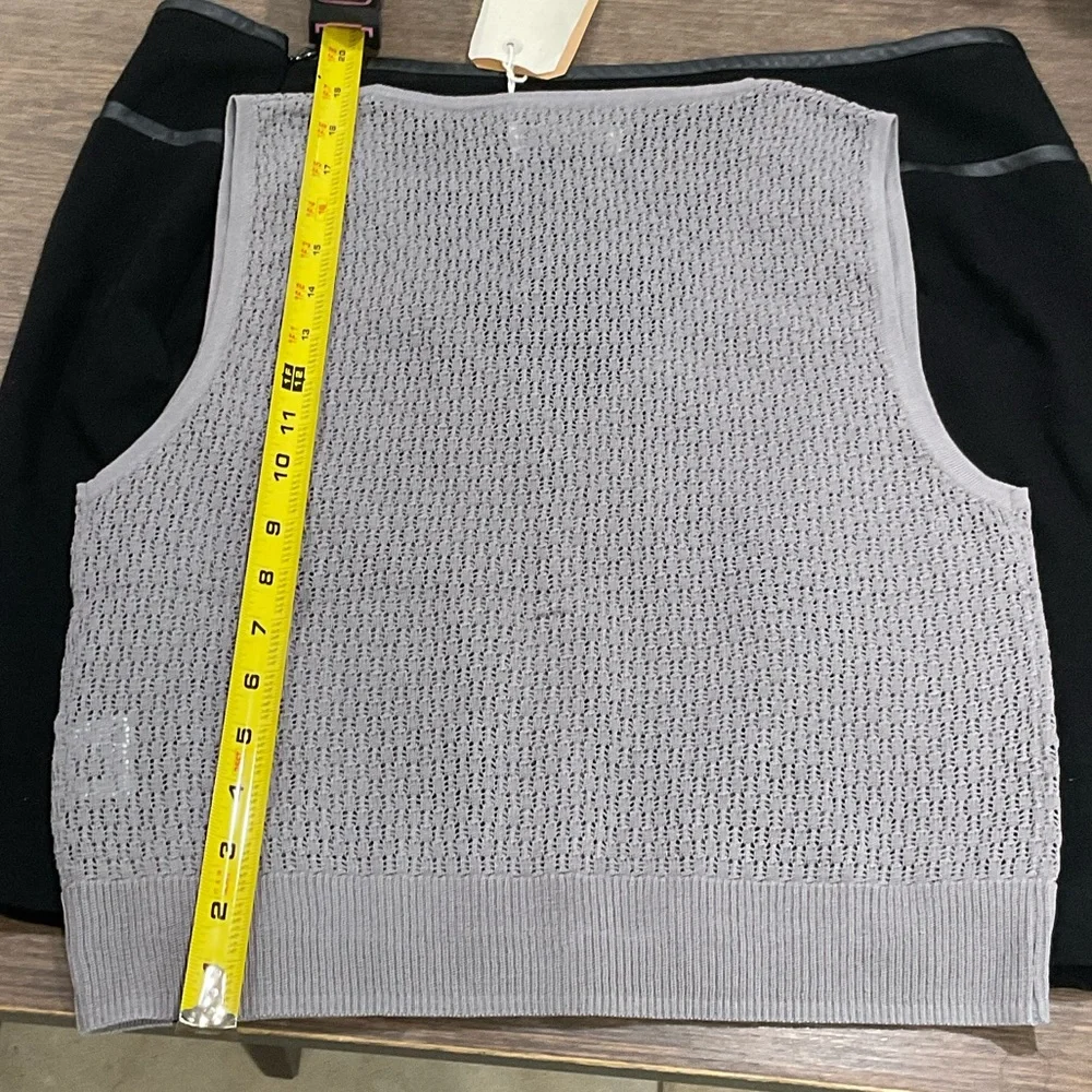 Intique Gray Sleeveless Knit Sweater Vest - Picture 4 of 11